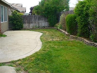 2nd image of 1840 Carneilian Dr