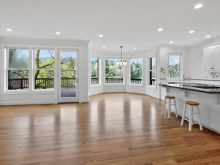 1645 SE Oak Shore Ln #1 — Photo 19