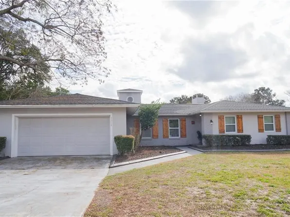2214 Fentress Ct, Spring Hill, FL 34609