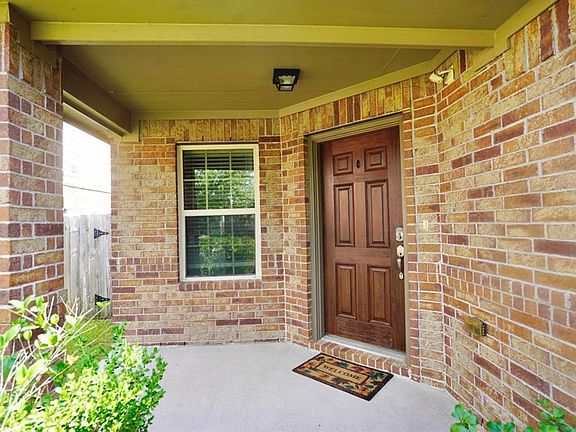 4th image of 3414 Halle Trace Ln