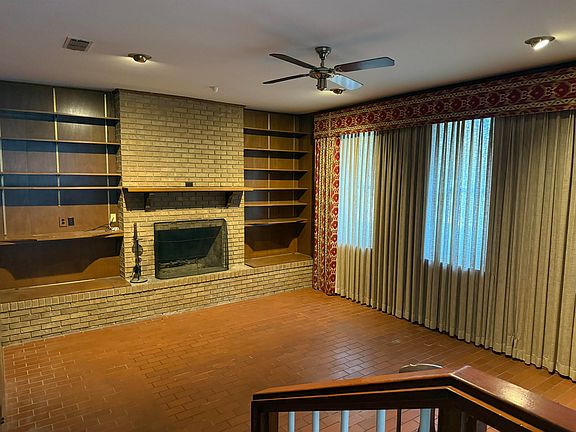 2nd image of 204 Timberlane Dr