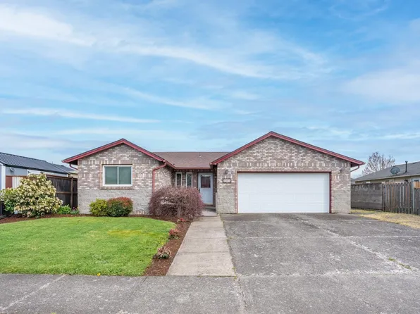 2661 S 12th St, Lebanon, OR 97355