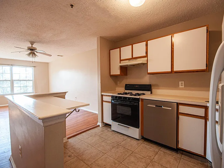 15 Prestwick Way — Photo 17