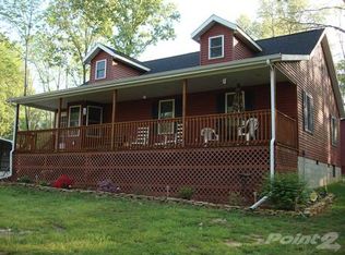 880 Lakeview Rd, Galatia, IL 62935