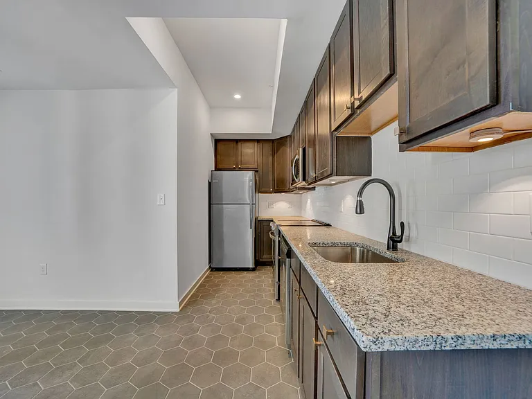 The Diamond Hill Lofts — Photo 10