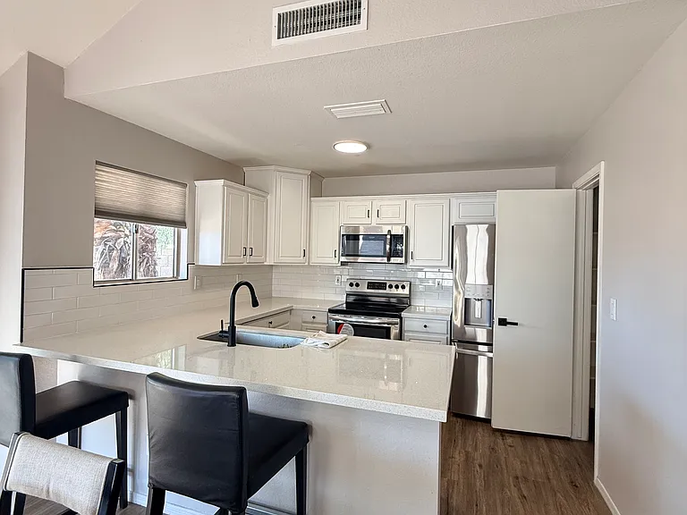 3852 W Folley St — Photo 17