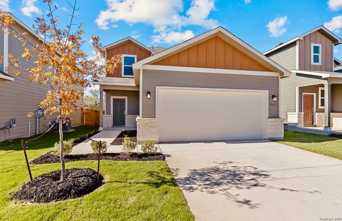 4 bed, 2396 sqft, $2,191 — Photo 1