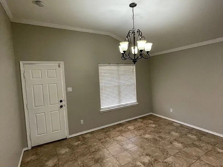 1903 99th Pl — Photo 4