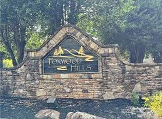 307 Old Smokey Dr, Westminster, SC 29693