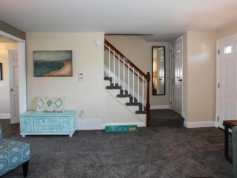 Parkside Gardens Apartments and Townhouses — Photo 8