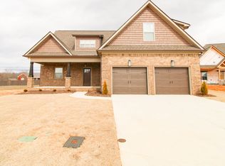 18026 Longleaf Dr, Athens, AL 35611