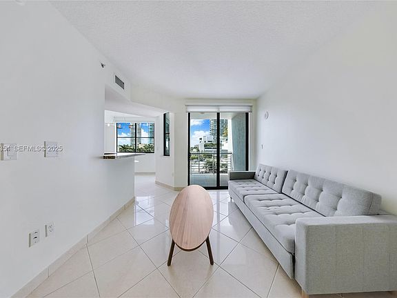 3rd image of 110 Washington Ave APT 1513