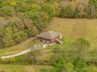 574 Hayes Ridge Rd, Lancaster, TN 38569