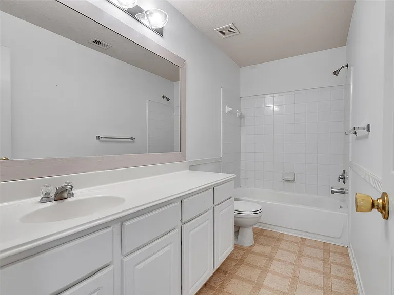 9915 Valance Way — Photo 25