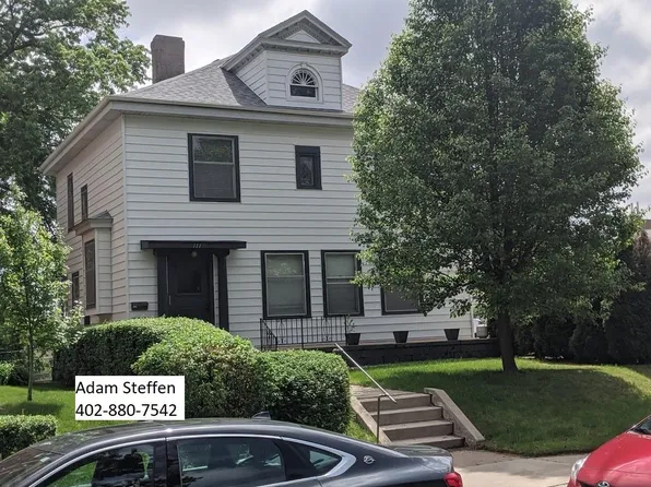 111 N 38th Ave APT 3, Omaha, NE 68131