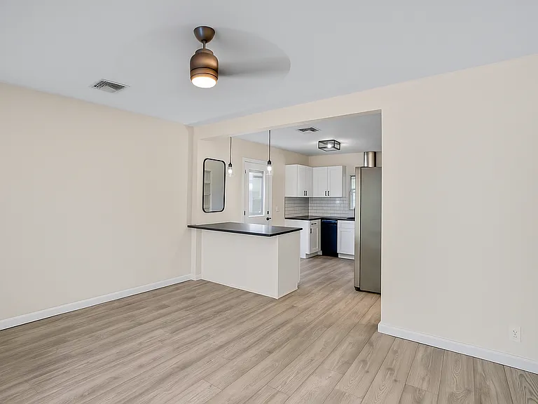 2206 N 26th St #2 — Photo 8