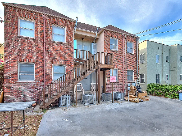 1044 1/2 S Cloverdale Ave #1044-1/2 — Photo 38