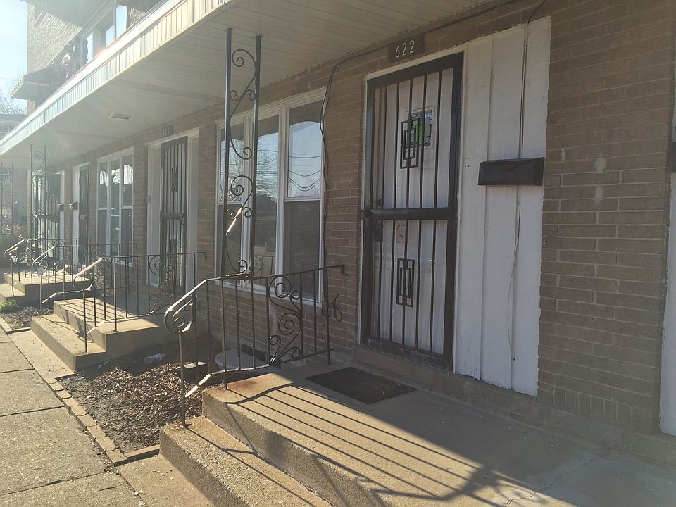 1st image of 622 Sibley Blvd