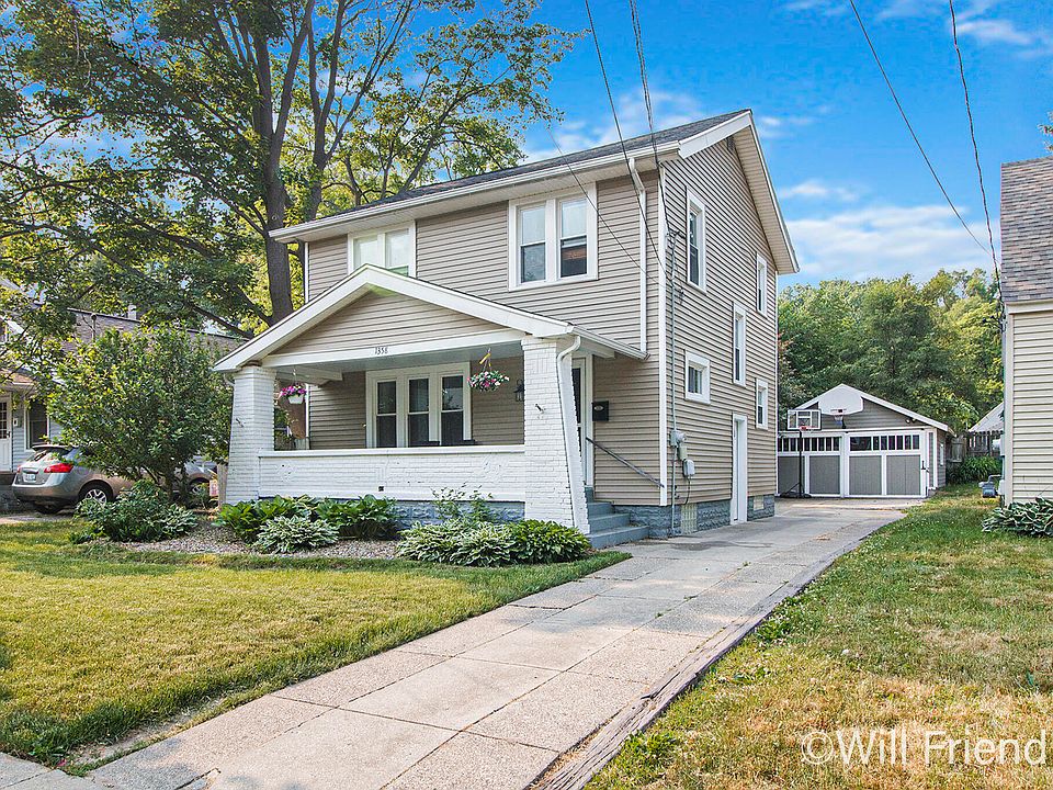 1st image of 1358 Johnston St SE