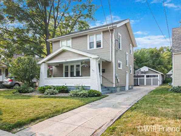 1358 Johnston St SE, Grand Rapids, MI 49507