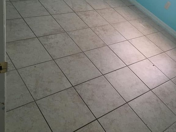 4th image of 2317 Trinidad Ct