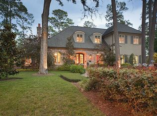 702 Pinehaven Dr, Houston, TX 77024