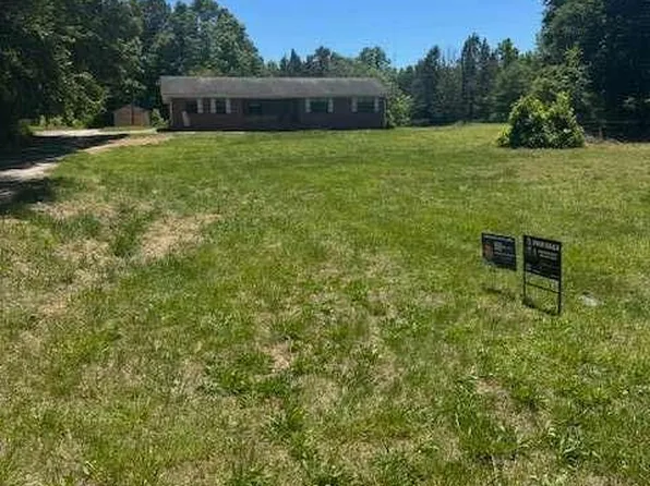 8176 Ridge Rd, Hiram, GA 30141