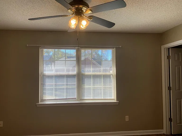 1169 Cumberland Dr — Photo 18