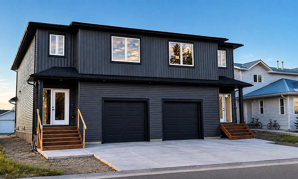 1st image of 609A N 5th Ave SW