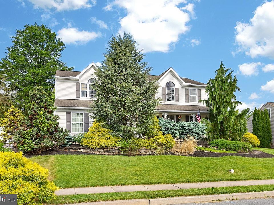 1st image of 4990 Pheasant Run Ct