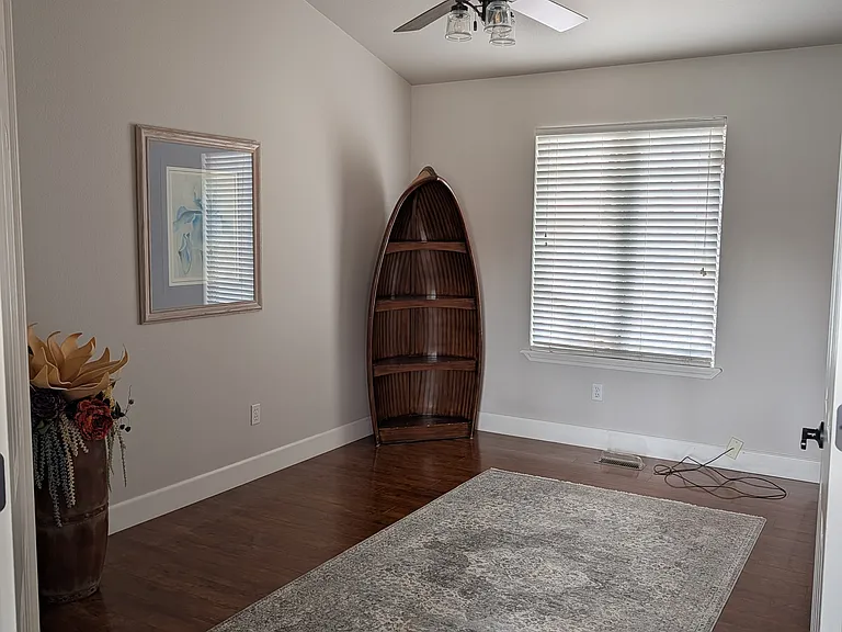 16633 Woodduck St — Photo 4