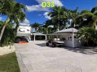 10121 Sunnywood Ct, Fort Myers, FL 33905