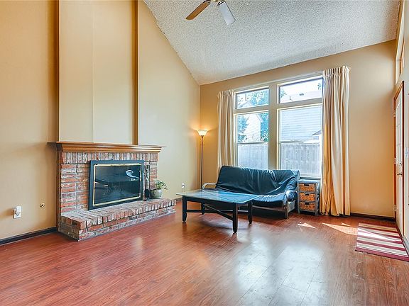 3rd image of 4361 Malaya St