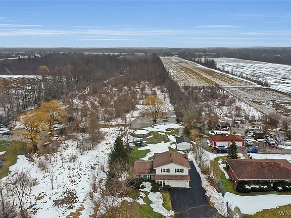 5th image of 6825 Shawnee Rd