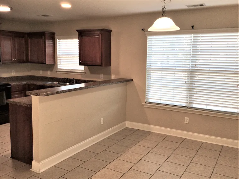 133 Ohara Dr — Photo 6