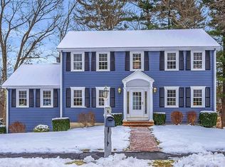 8 Arthur G Pernokas Dr, Woburn, MA 01801