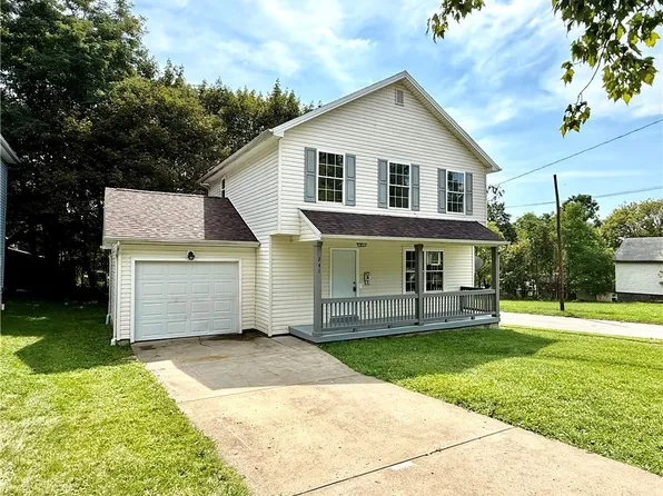 241 Reed Ave, Campbell, OH 44405