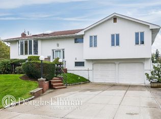 1 Chemung Pl, Jericho, NY 11753