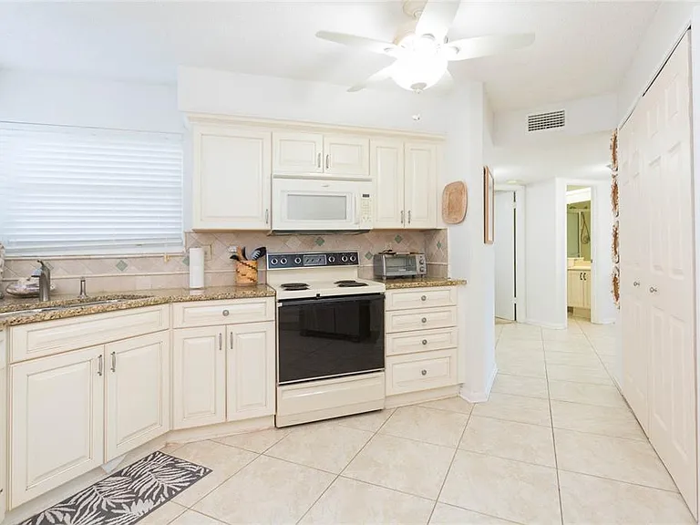6080 Bahia Del Mar Cir #113 — Photo 15