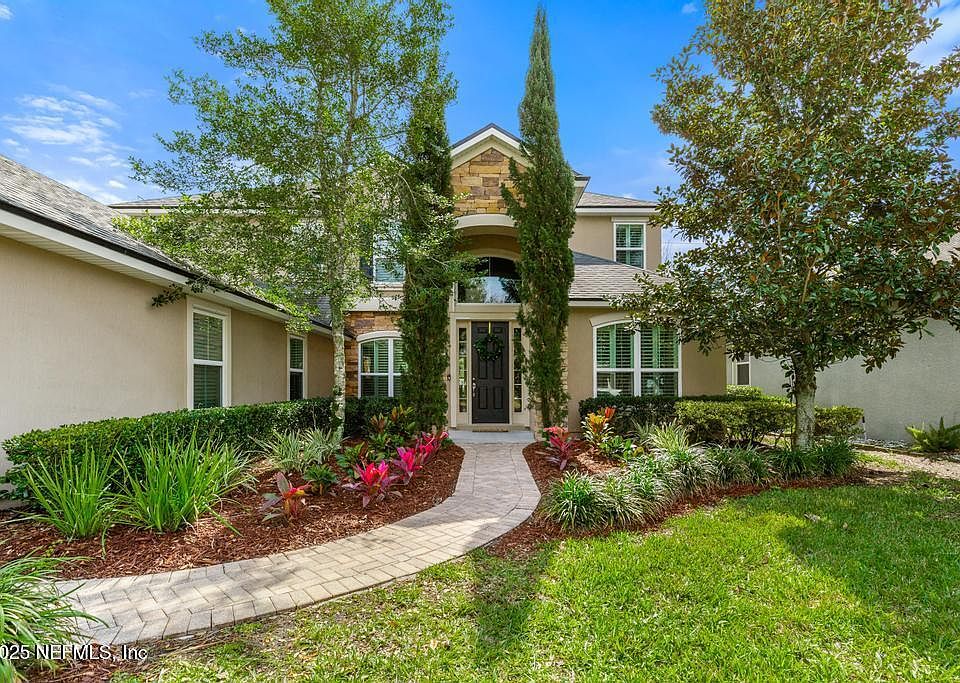 1st image of 70 GLENALBY Place