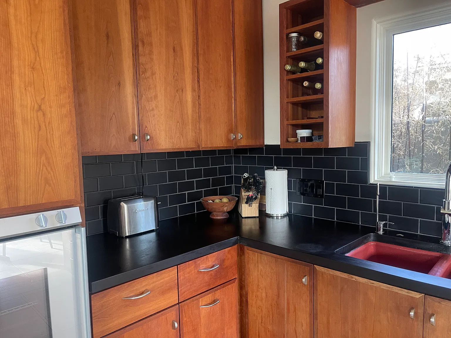 3 bed, 2100 sqft, $10,000 — Photo 3