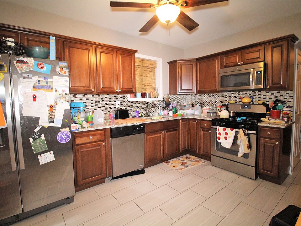 2nd image of 4938 W Wolfram St