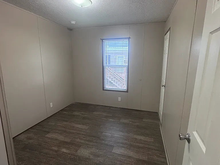 5595 Highway 90 E #124 — Photo 10