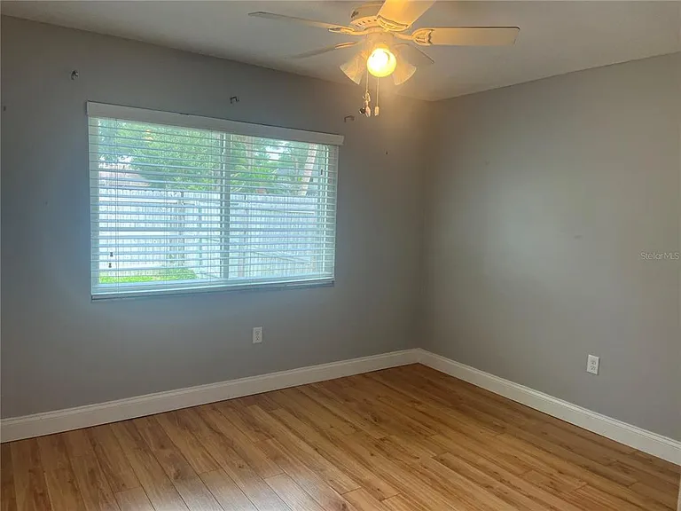 3101 Village Ln — Photo 21