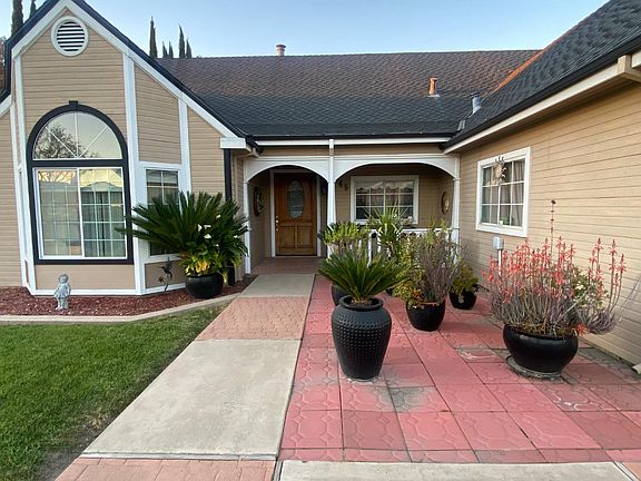 2nd image of 345 Riviera Way