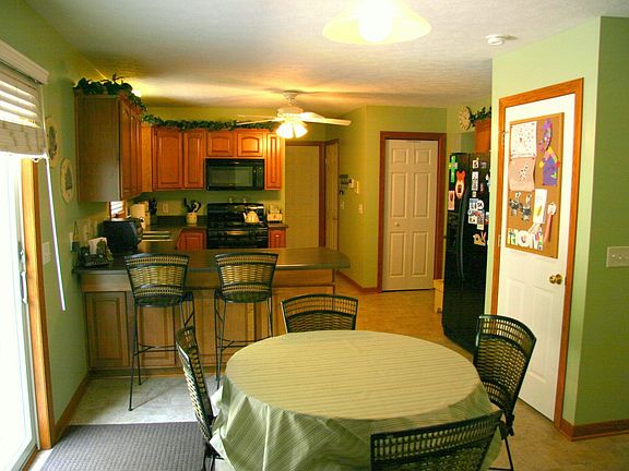 Kitchen/Dinette