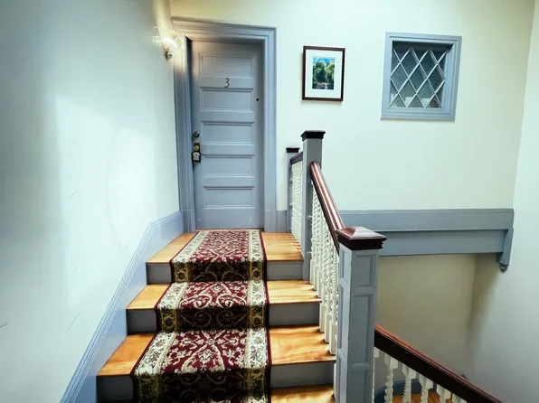 1691 Beacon St #3, Brookline, MA 02445