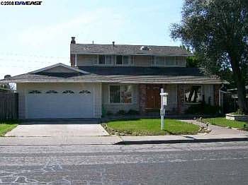 1st image of 935 Cayuga Dr