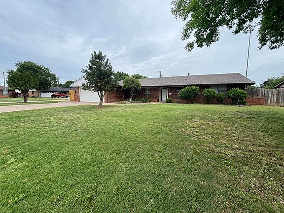 2nd image of 1351 Munger Dr