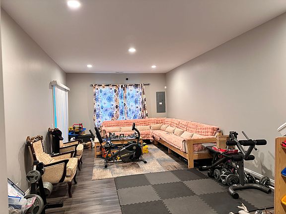 3rd image of 20691 Erskine Ter